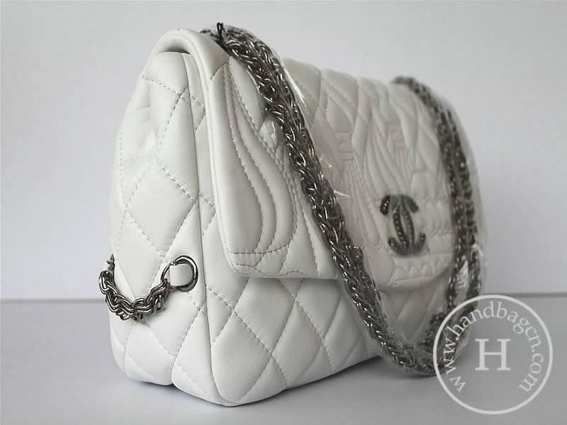 Chanel 47048 Replica Handbag White Lambskin Leather With Silver Hardware