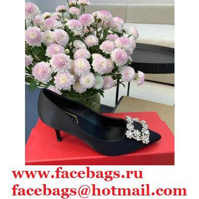 Roger Vivier Heel 6.5cm Flower Strass Buckle Pumps in Satin Black 02