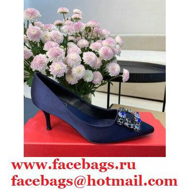 Roger Vivier Heel 6.5cm Flower Strass Buckle Pumps in Satin Dark Blue