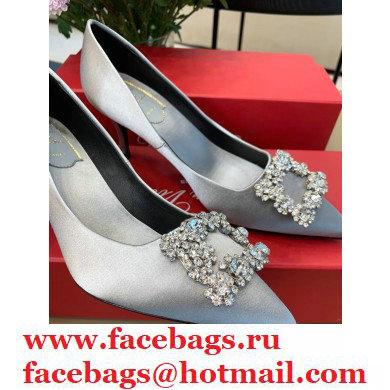 Roger Vivier Heel 6.5cm Flower Strass Buckle Pumps in Satin Gray