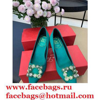 Roger Vivier Heel 6.5cm Flower Strass Buckle Pumps in Satin Green