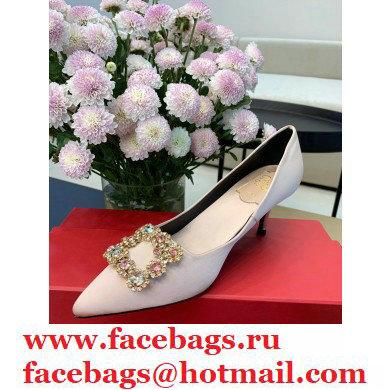 Roger Vivier Heel 6.5cm Flower Strass Buckle Pumps in Satin Nude Pink