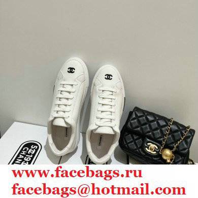 chanel white vintage sneakers with cc logo BLACK