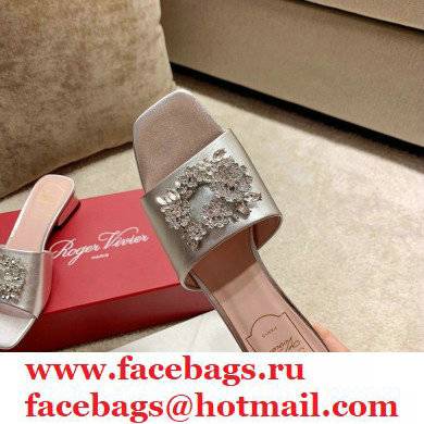 roger vivier heel 2.5cm Bouquet Strass Buckle Mules in satin silver