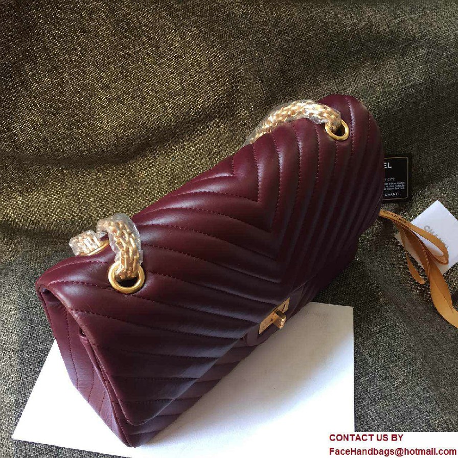 Chanel Chevron 2.55 Reissue Size 225 Classic Flap Bag burgundy