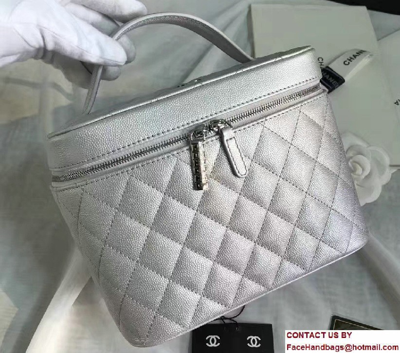 Chanel Grained Calfskin Vanity Case Pouch Small Bag A80913 Silver 2016 - Click Image to Close