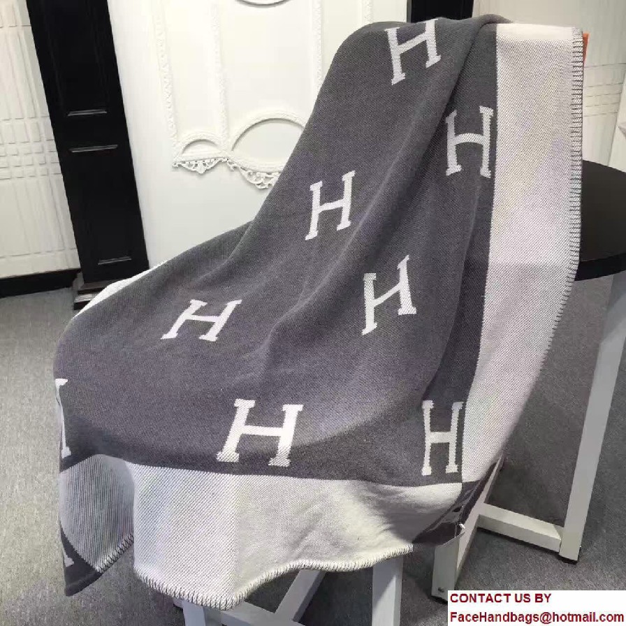 Hermes Signature H Avalon Blanket Gray