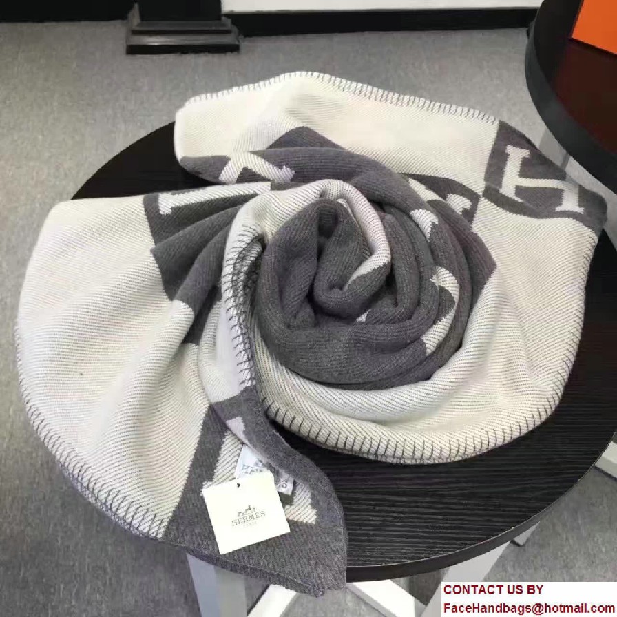 Hermes Signature H Avalon Blanket Gray