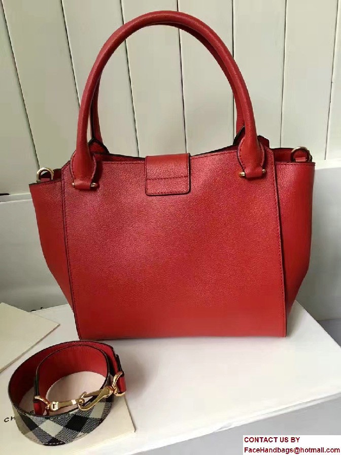 Medium Buckle Tote In Grainy Leather 40290201 Red 2017