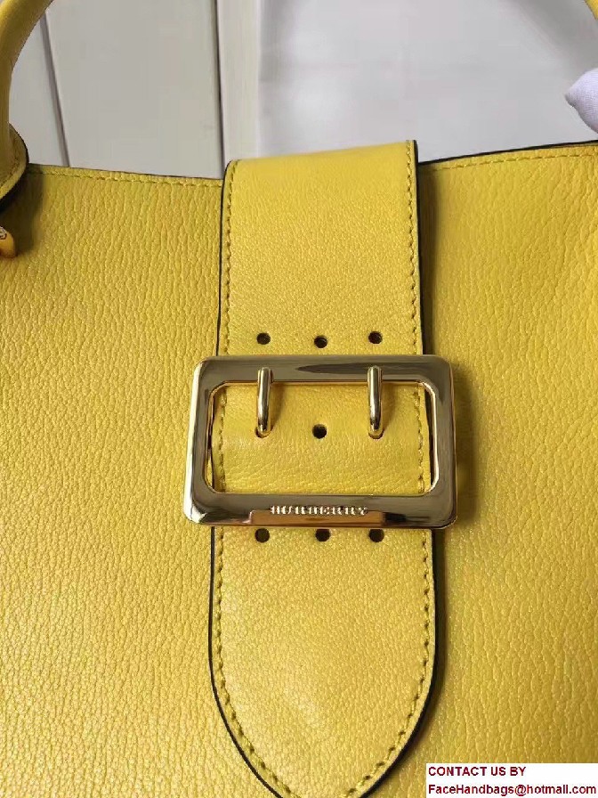 Medium Buckle Tote In Grainy Leather 40290281 Yellow 2017