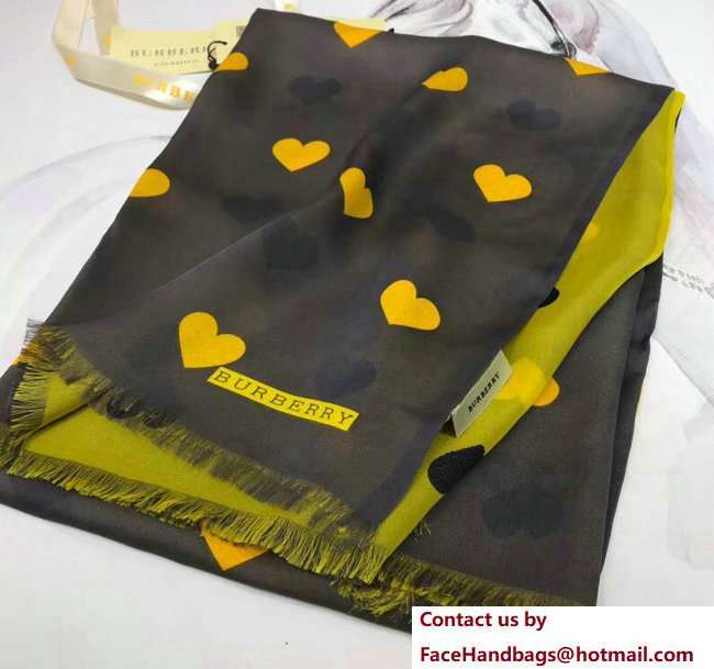 Burberry Heart Scarf 02 2018