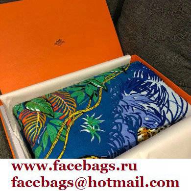 Hermes Blanket 140x140cm H24 2021