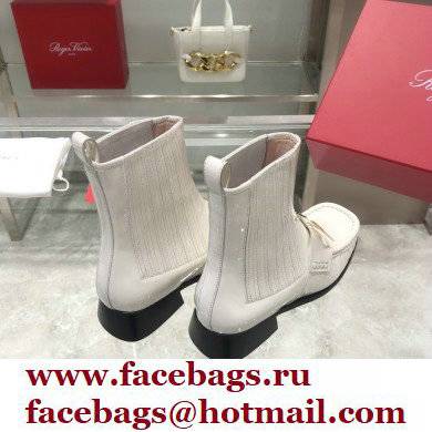 ROGER VIVIER Preppy Viv' patent leather Chelsea boots white