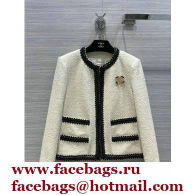 chanel 2021 FALL WINTER white tweed jacket