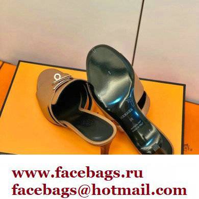 Hermes Kelly Buckle Cute Sandals Brown