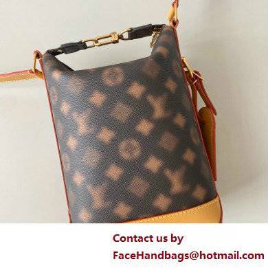 Louis Vuitton Monogram Canvas Hobo Cruiser PM Bag M46241 Blurry