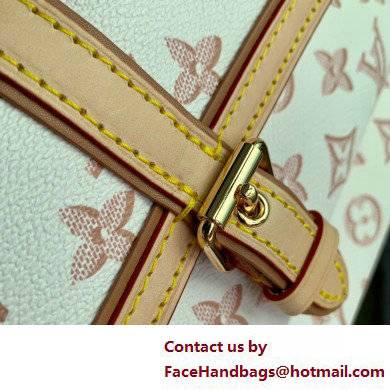 Louis Vuitton Monogram Canvas Neverfull MM Tote Bag with an outside pocket M20921 Beige