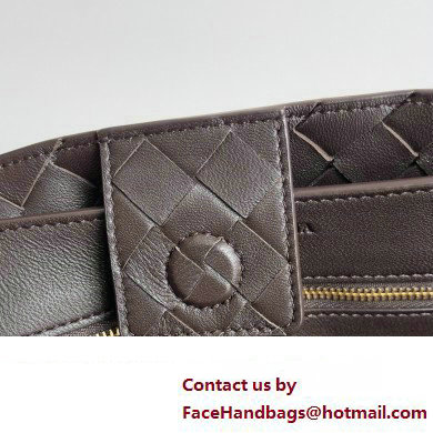 Bottega Veneta Intrecciato leather Medium Andiamo top handle Bag Coffee