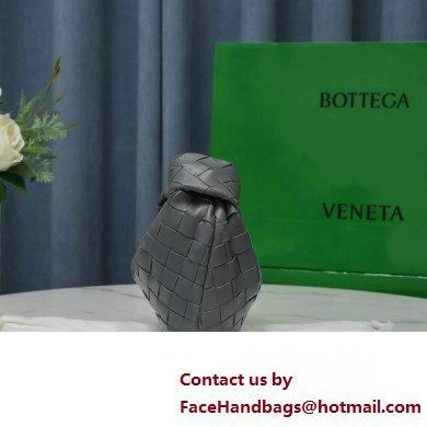 Bottega Veneta intrecciato leather mini jodie top handle bag Thunder 2023