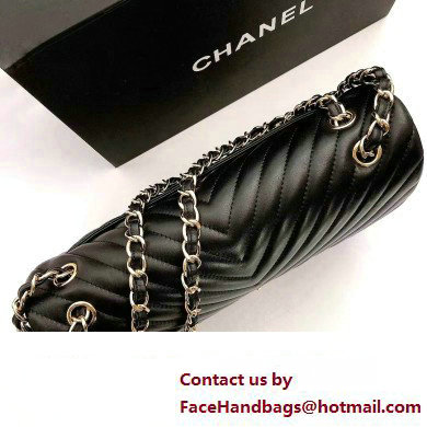 Chanel BLACK Chevron Medium Flap Bag in sheepskin With gold Hardware