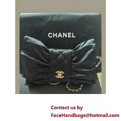 Chanel Clutch in Satin black AS4098 2023