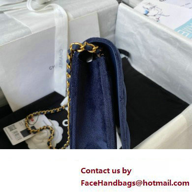 Chanel Clutch with Chain in VELVET AP3363 navy 2023