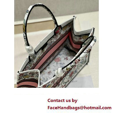 Dior medium Book Tote Bag in White Multicolor Florilegio Embroidery 2023