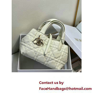 Dior small Toujours Bag in white Macrocannage Calfskin 2023