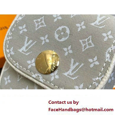 Louis Vuitton Monogram Canvas Pochette Cancun Pouch Bag M60018 Beige 2023