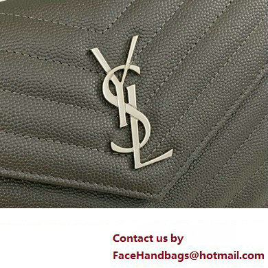 Saint Laurent cassandre matelasse envelope chain wallet in grain de poudre embossed leather 393953/742920/695108 Gray/Silver