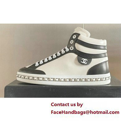 Chanel CC Logo Chain High Top Sneakers 01 2023