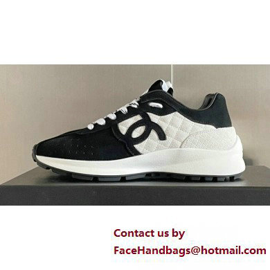 Chanel CC Logo Sneakers Suede Calfskin 06 2023