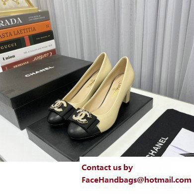 Chanel Heel 6cm Chain Crystal and Pearl CC Logo Pumps Leather Beige 2023