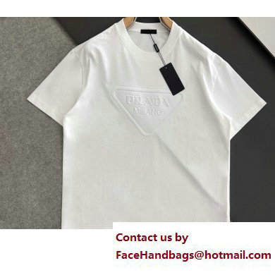 Prada T-shirt 230208 09 2023