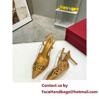 Valentino Heel 8.5cm VLogo Signature Slingback Pumps Woven Gold 2023