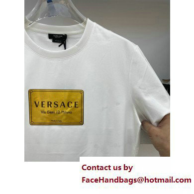 Versace T-shirt 230208 09 2023