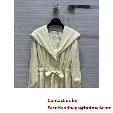 CHANEL HOOEDED WHITE SILK COAT 2023