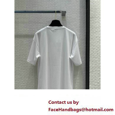 CHANEL WHITE CRYSTAL LOGO T-SHIRT 2023