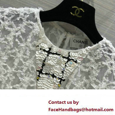 CHANEL WHITE LACE VEST 2023