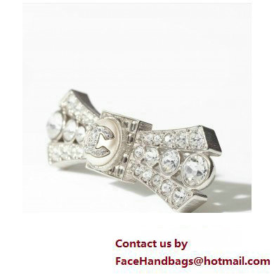 Chanel Hair Accessory 06 2023