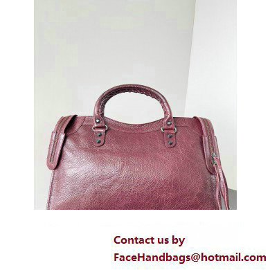 Balenciaga Classic City Large Handbag in Arena Lambskin Burgundy