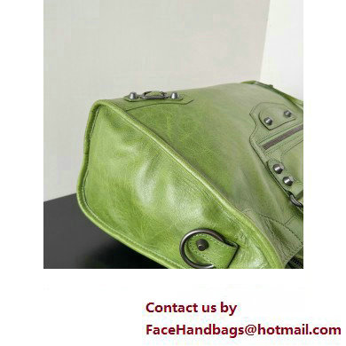 Balenciaga Classic City Large Handbag in Arena Lambskin Grass Green