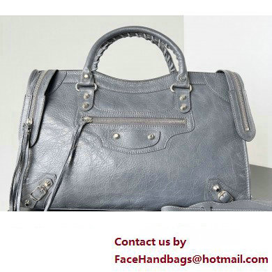 Balenciaga Classic City Large Handbag in Arena Lambskin Gray/Silver