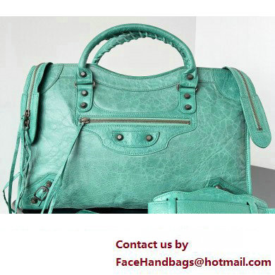 Balenciaga Classic City Large Handbag in Arena Lambskin Green