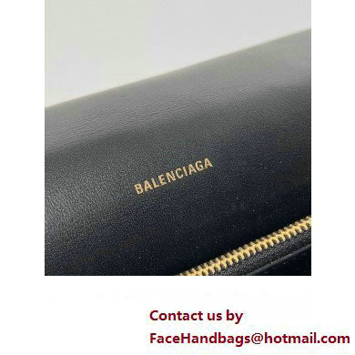 Balenciaga Crush Large Sling Bag in paper calfskin Black/Gold 2023