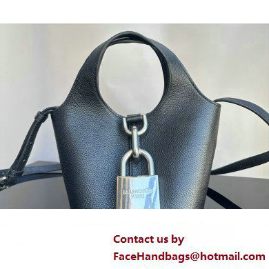 Balenciaga Locker Small Hobo Bag in black/Silver grained calfskin 2024 - Click Image to Close