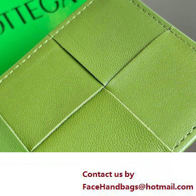 Bottega Veneta Cassette Intreccio leather Credit Card Case Green 2024