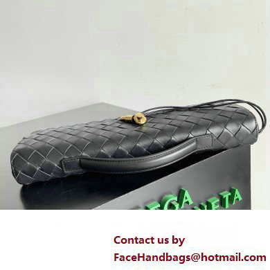 Bottega Veneta Long Clutch Andiamo With Handle Intrecciato leather bag Black with metallic knot closure 2024