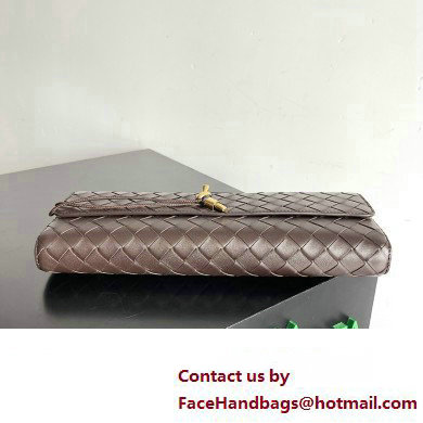 Bottega Veneta Long Clutch Andiamo With Handle Intrecciato leather bag FONDANT with metallic knot closure 2024