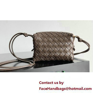 Bottega Veneta Mini Loop Camera Intrecciato leather cross-body Bag FONDANT 2024 - Click Image to Close